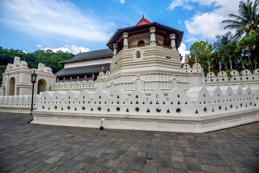 Temple Of The Sacred Tooth Relic
